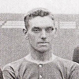 Portrait of Alex Bell